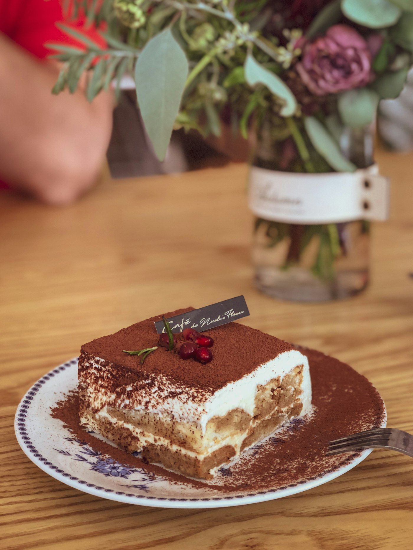 Tiramisu mit Espresso, Mascarpone und Kakao
