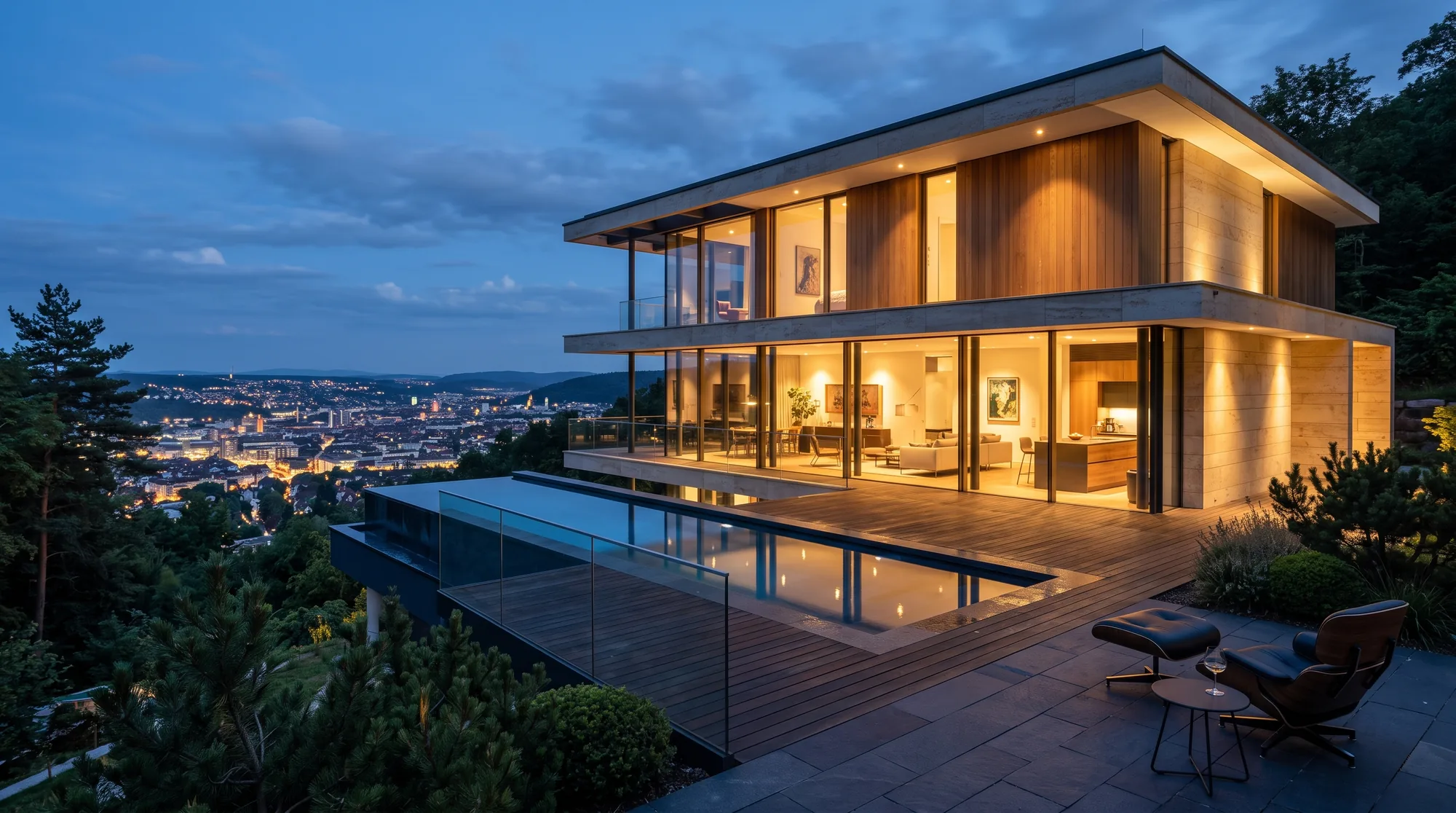Architektenvilla in Halbhöhenlage mit Pool und Blick über Stuttgart